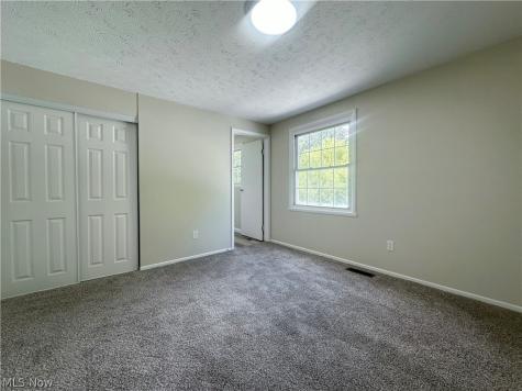322 West Street Niles OH 44446