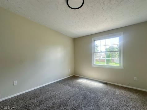 322 West Street Niles OH 44446