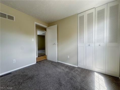 322 West Street Niles OH 44446
