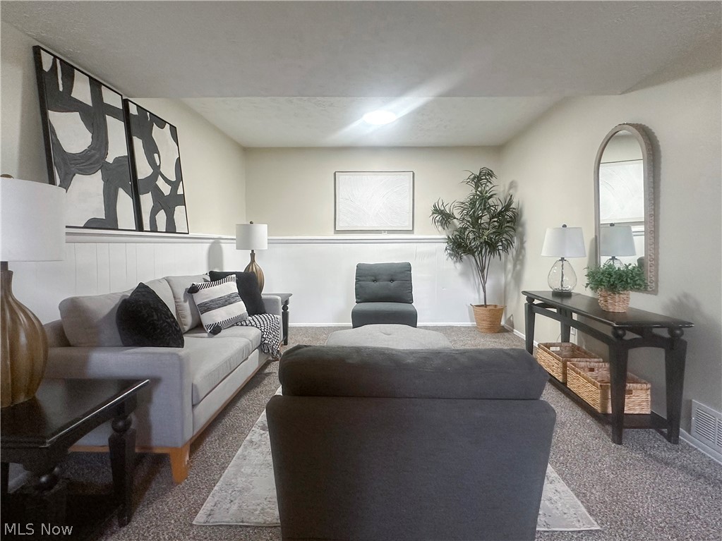 322 West Street Niles OH 44446