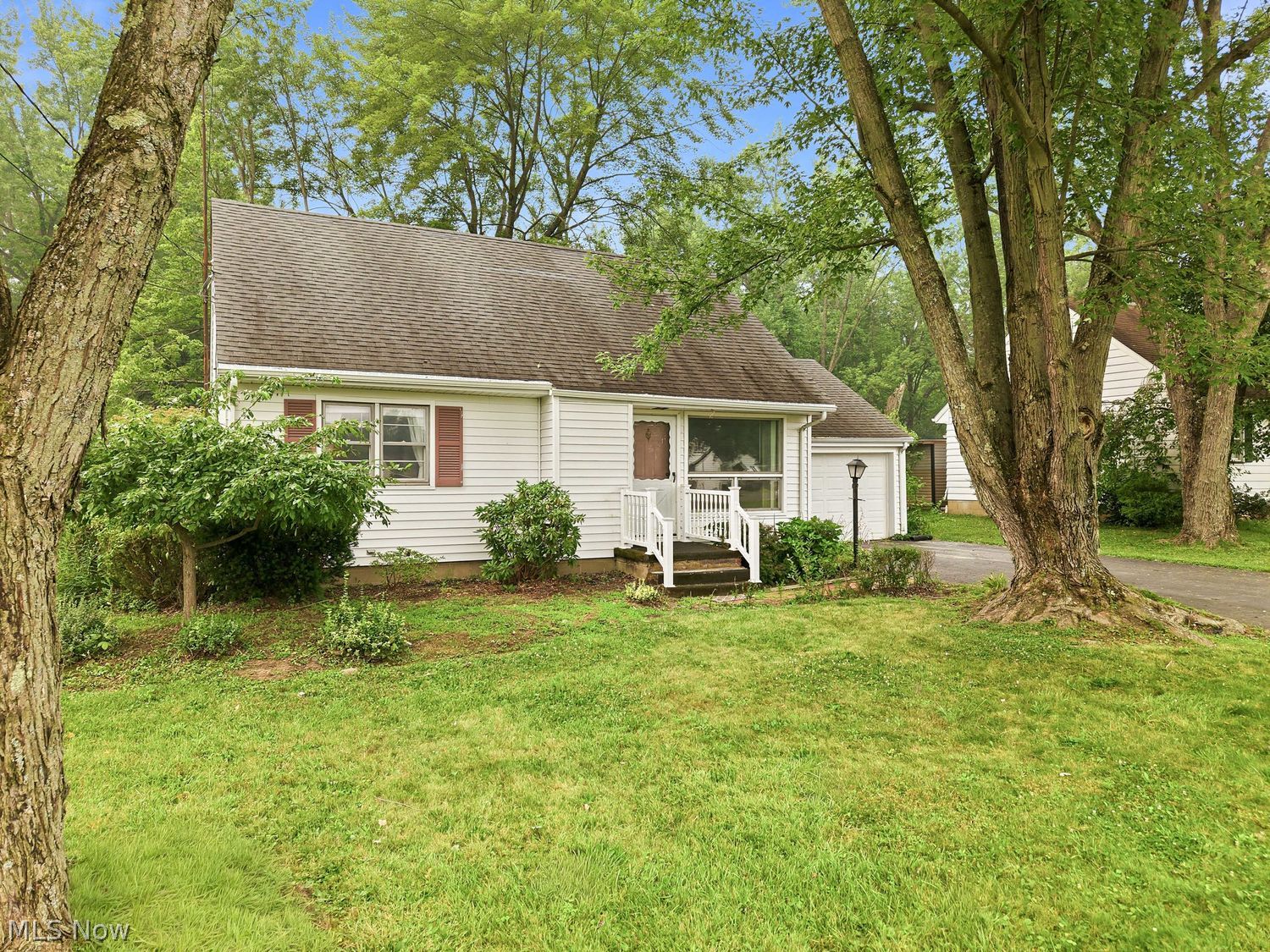 219 Eldon Drive NW Warren OH 44483