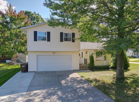 7589 Deer Run Trail Parma OH 44130