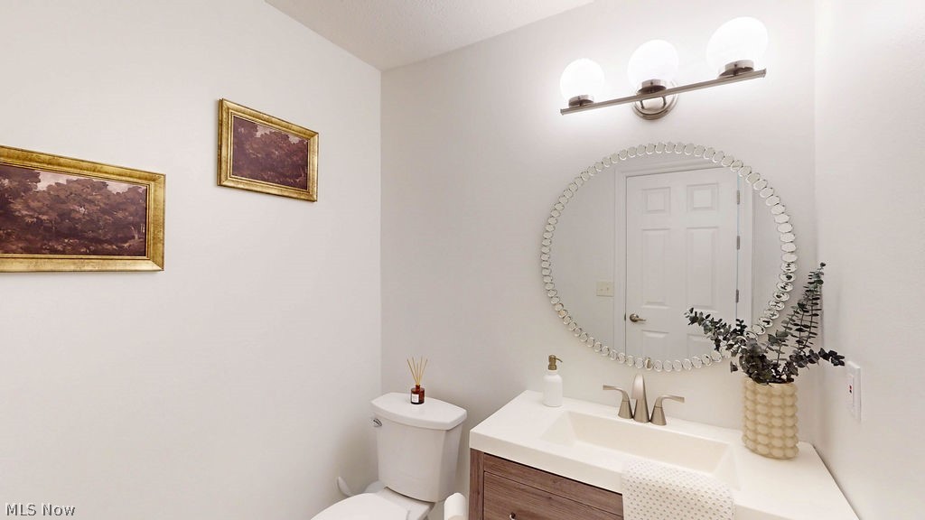 7589 Deer Run Trail Parma OH 44130