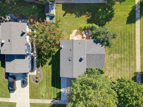 7589 Deer Run Trail Parma OH 44130