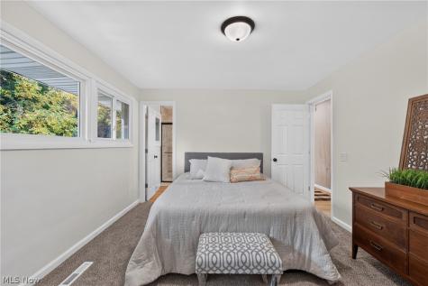 8944 Colton Street NW Massillon OH 44646