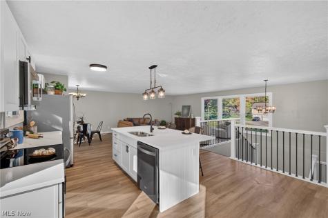 8944 Colton Street NW Massillon OH 44646