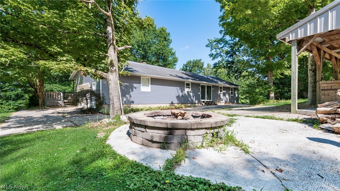 320 Homestead Drive New Concord OH 43762