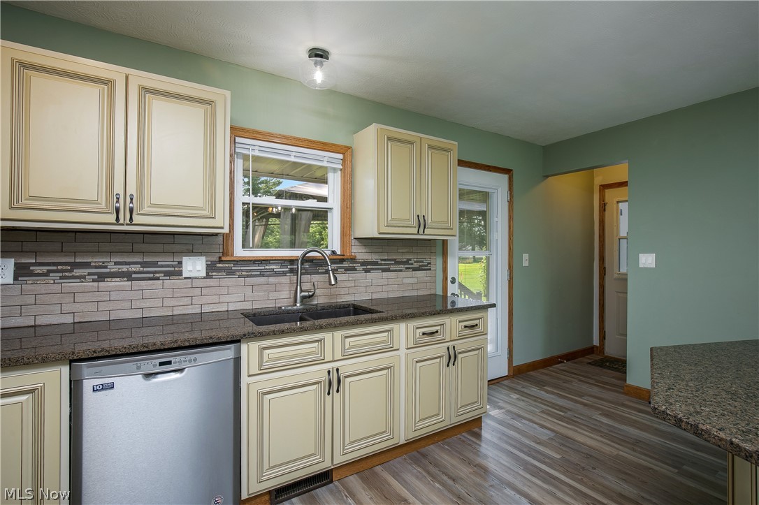 4310 Ridge Road Cortland OH 44410