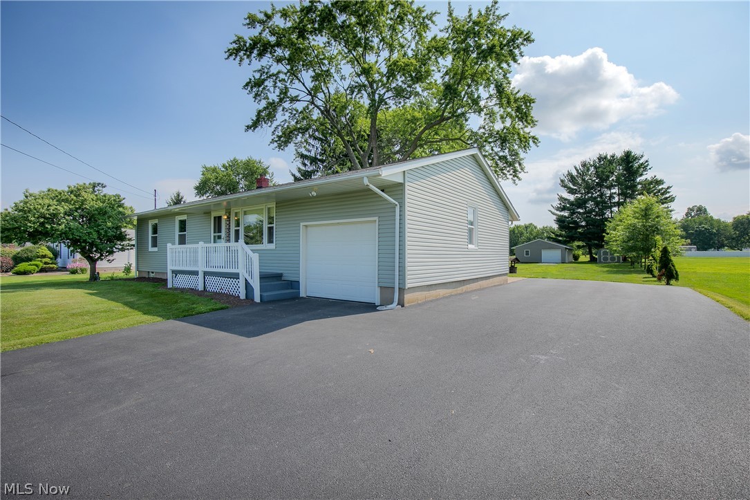 4310 Ridge Road Cortland OH 44410