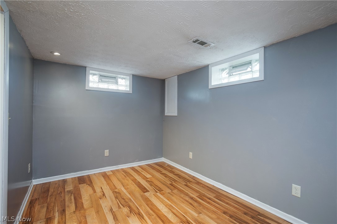 4310 Ridge Road Cortland OH 44410