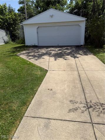 4190 Wilmington Road South Euclid OH 44121