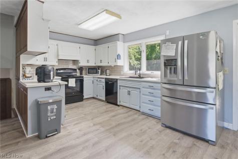 1205 N Crown Hill Road Orrville OH 44667