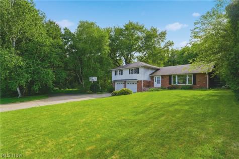 1205 N Crown Hill Road Orrville OH 44667