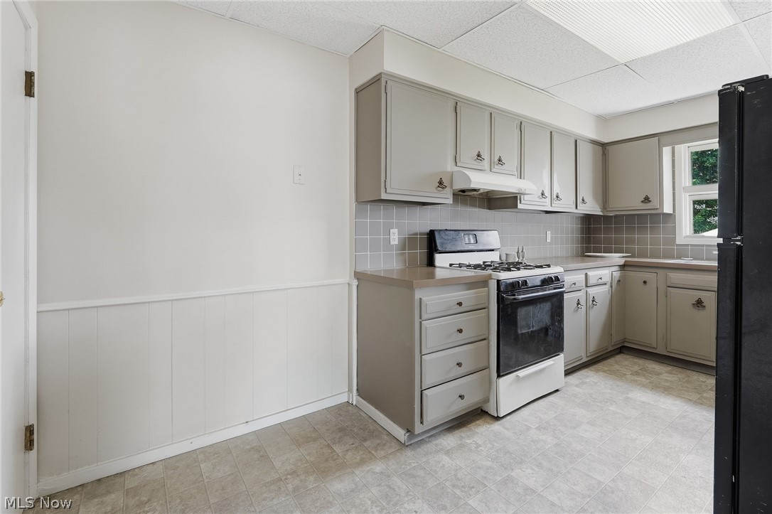 2310 17th Street SW Akron OH 44314