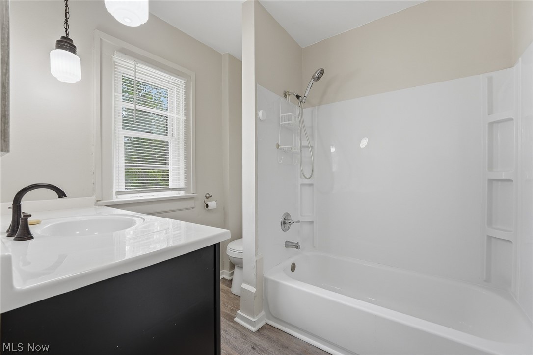 2310 17th Street SW Akron OH 44314