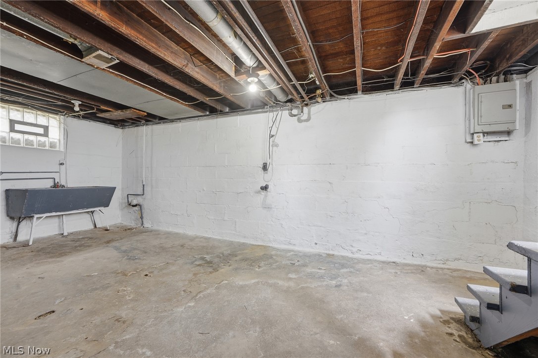 2310 17th Street SW Akron OH 44314