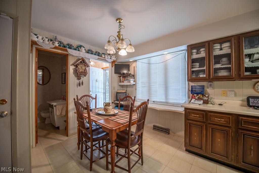1779 Sunset Lane SE New Philadelphia OH 44663