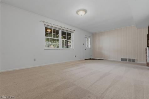 114 Delray Drive Marietta OH 45750