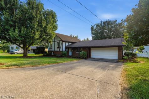 114 Delray Drive Marietta OH 45750