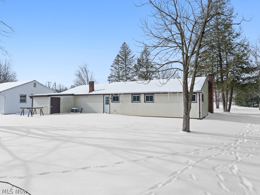 888 Fairfield School Road Columbiana OH 44408