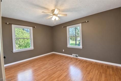 11924 Abbey Road North Royalton OH 44133