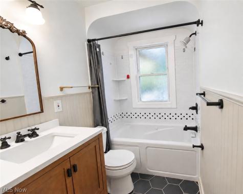 11924 Abbey Road North Royalton OH 44133