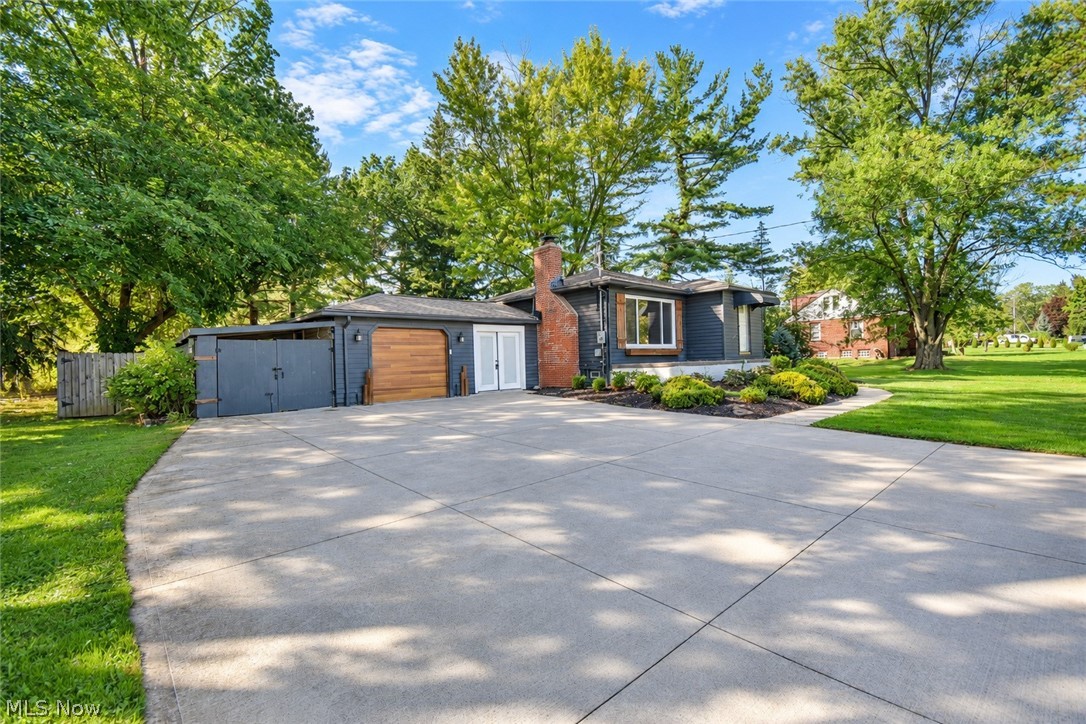 11924 Abbey Road North Royalton OH 44133