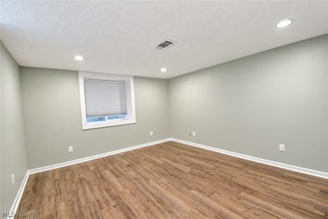 11924 Abbey Road North Royalton OH 44133