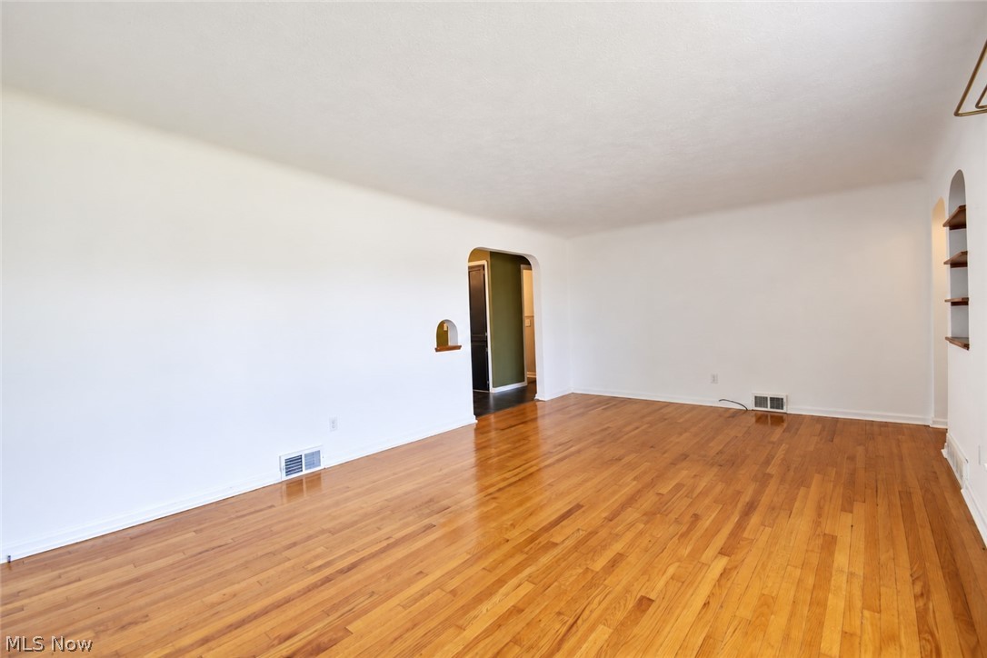 11924 Abbey Road North Royalton OH 44133