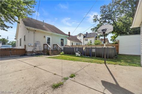 9901 Sladden Avenue Garfield Heights OH 44125