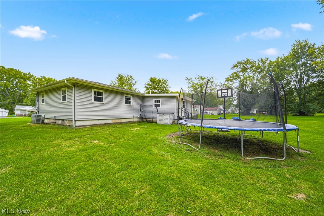 3445 Addison Road Geneva OH 44041