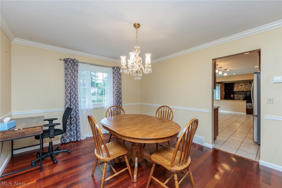 27481 Pineview Drive Westlake OH 44145