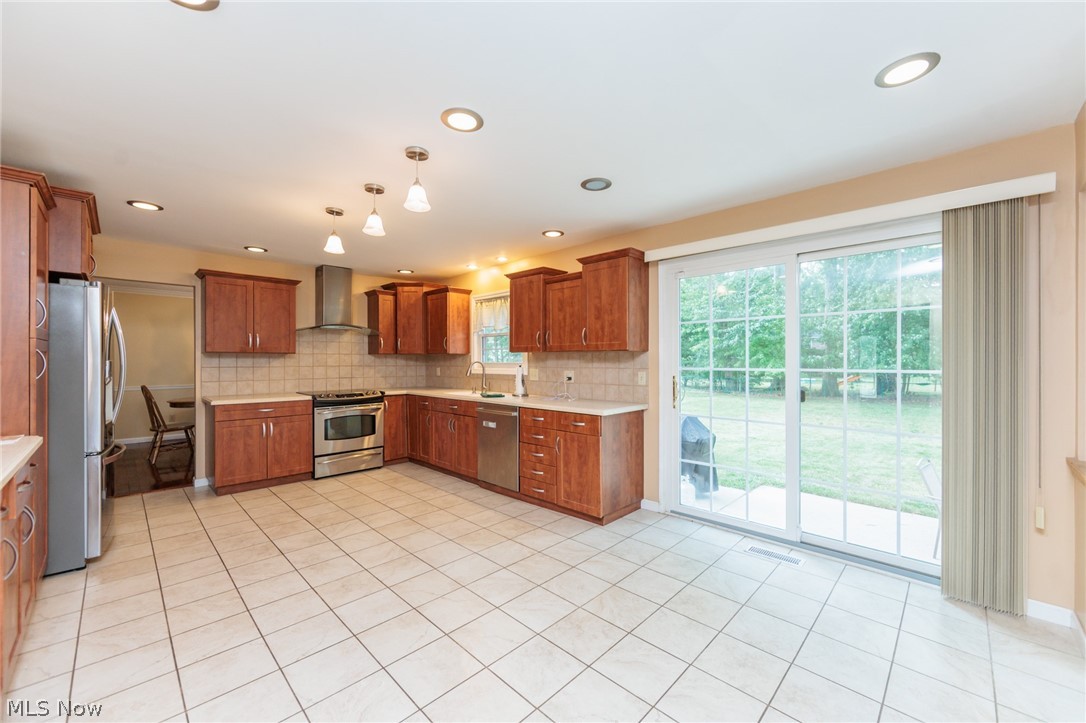 27481 Pineview Drive Westlake OH 44145