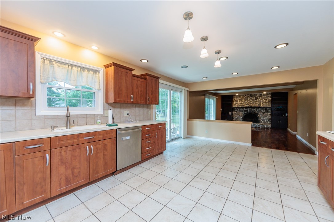 27481 Pineview Drive Westlake OH 44145