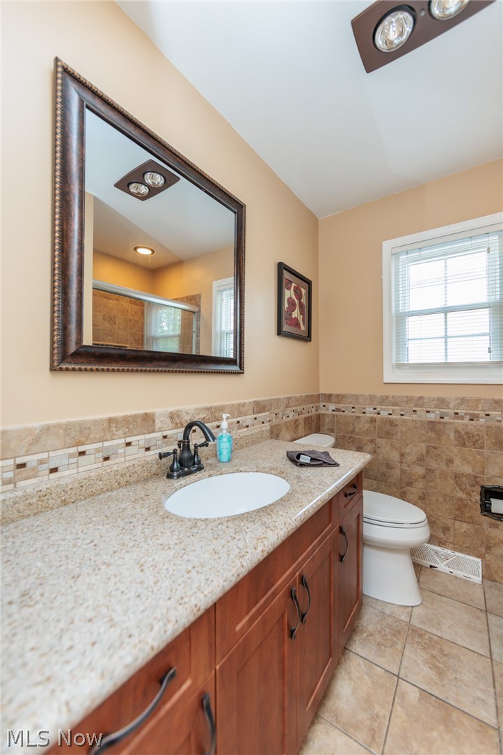 27481 Pineview Drive Westlake OH 44145