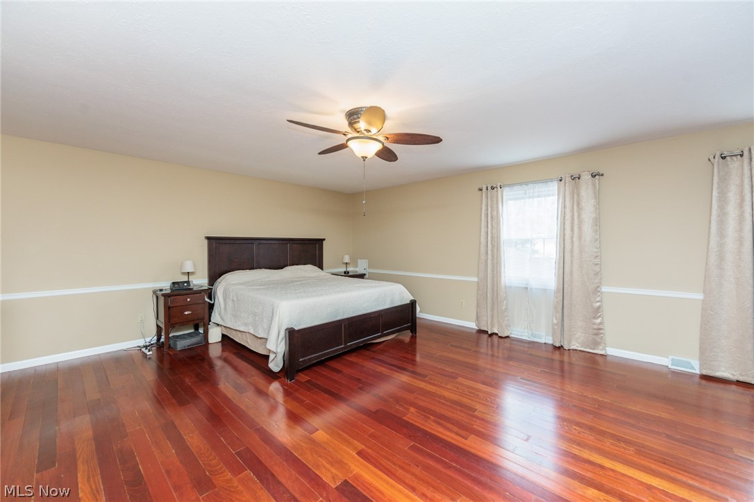 27481 Pineview Drive Westlake OH 44145