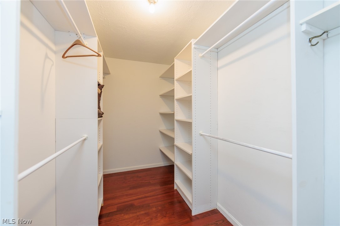 27481 Pineview Drive Westlake OH 44145