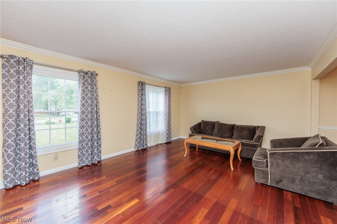 27481 Pineview Drive Westlake OH 44145