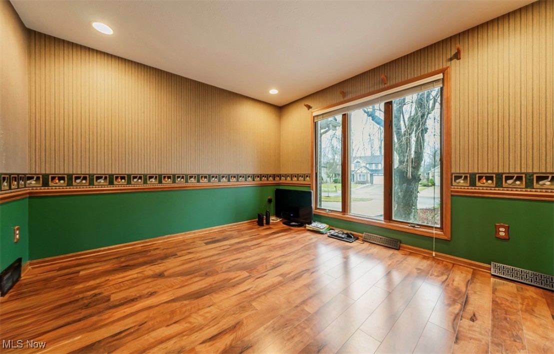 19980 Trapper Trail Strongsville OH 44149