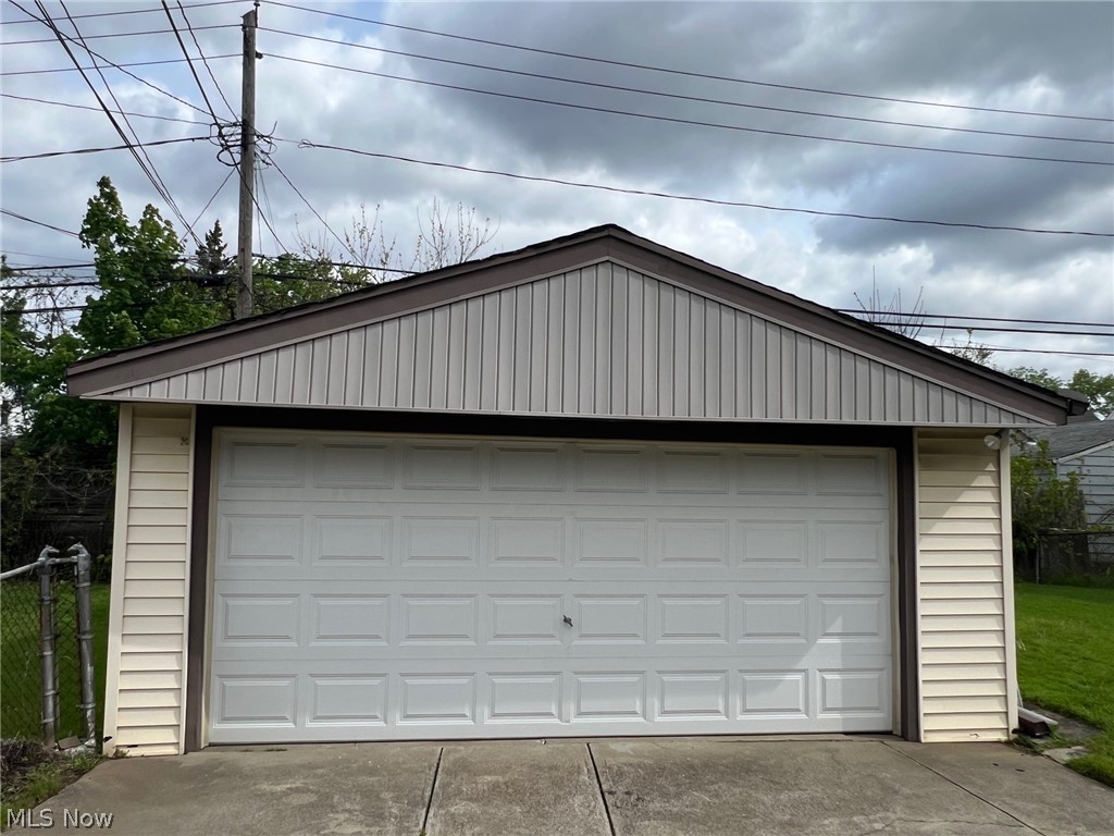 19313 Longview Avenue Maple Heights OH 44137
