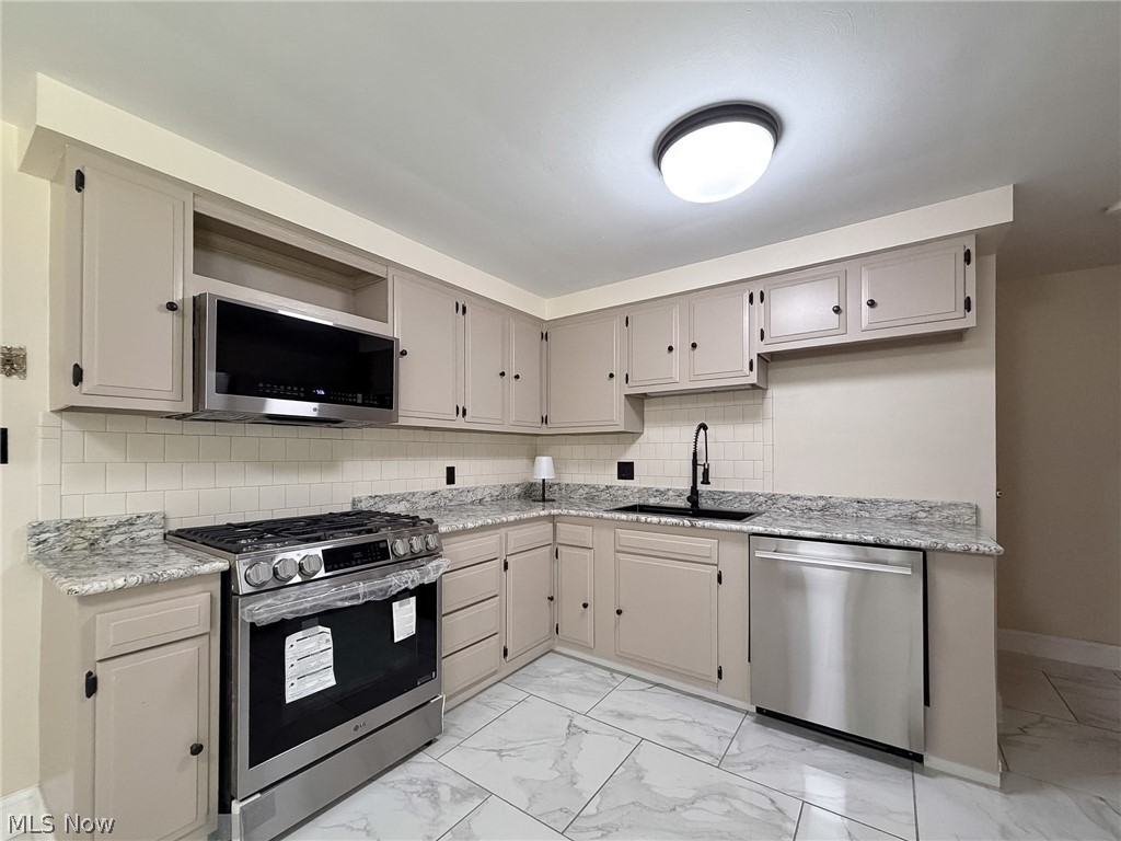 106 Penn Avenue Mingo Junction OH 43938
