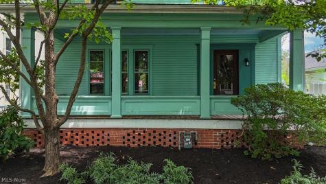 426 6th Street Marietta OH 45750