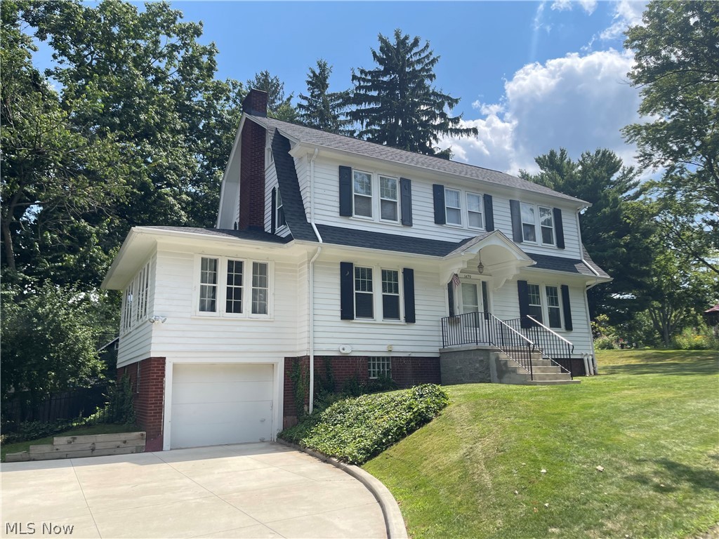 1479 Thornapple Avenue Akron OH 44301