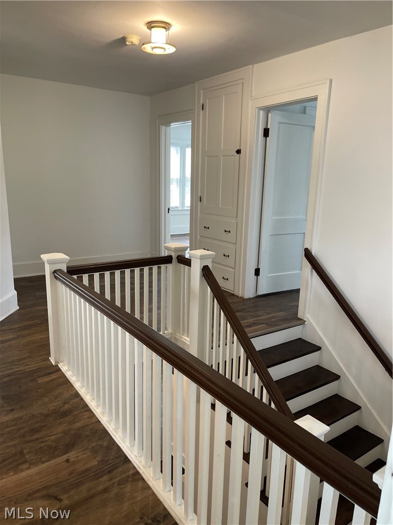 1479 Thornapple Avenue Akron OH 44301