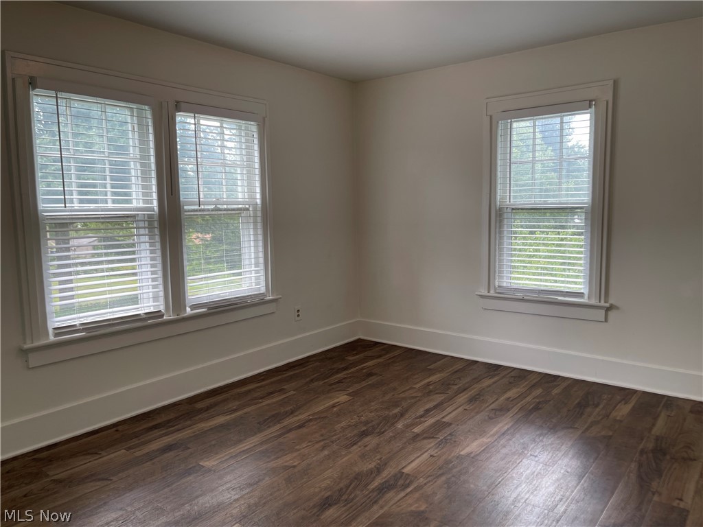 1479 Thornapple Avenue Akron OH 44301