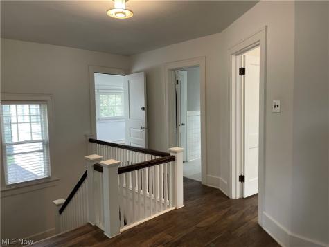 1479 Thornapple Avenue Akron OH 44301