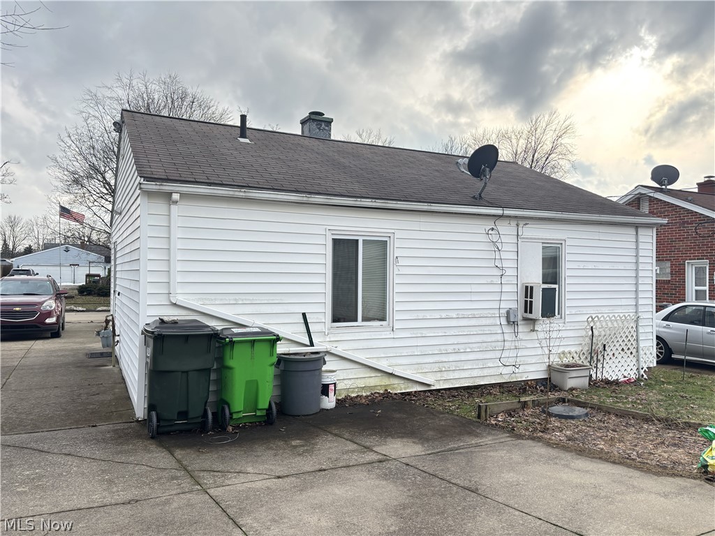 157 John Street Bedford OH 44146