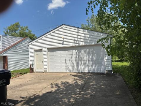 157 John Street Bedford OH 44146