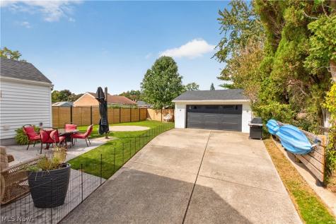 6818 Franke Road Middleburg Heights OH 44130