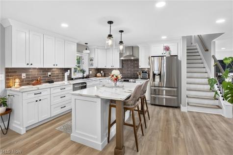 6818 Franke Road Middleburg Heights OH 44130
